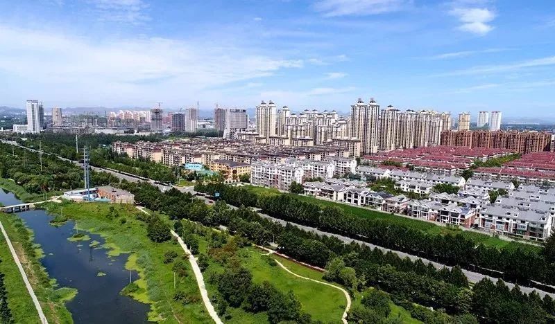 保定之光,学习变革的力量与自信成长的旅程