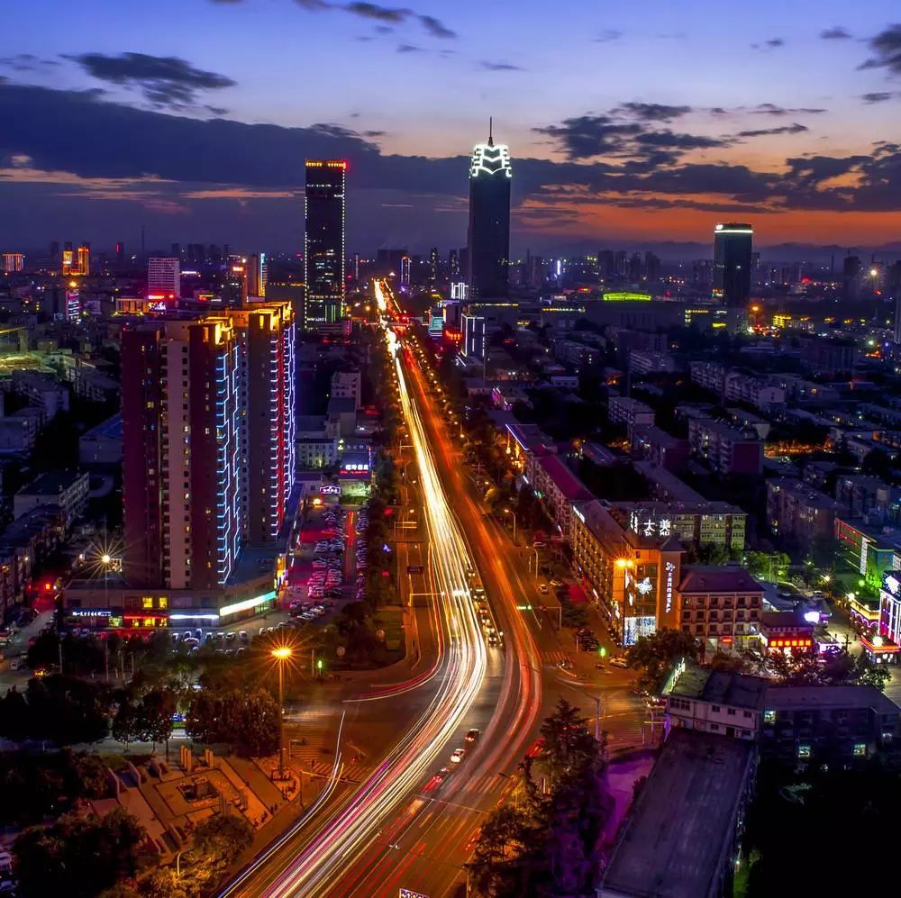 保定之光,学习变革的力量与自信成长的旅程